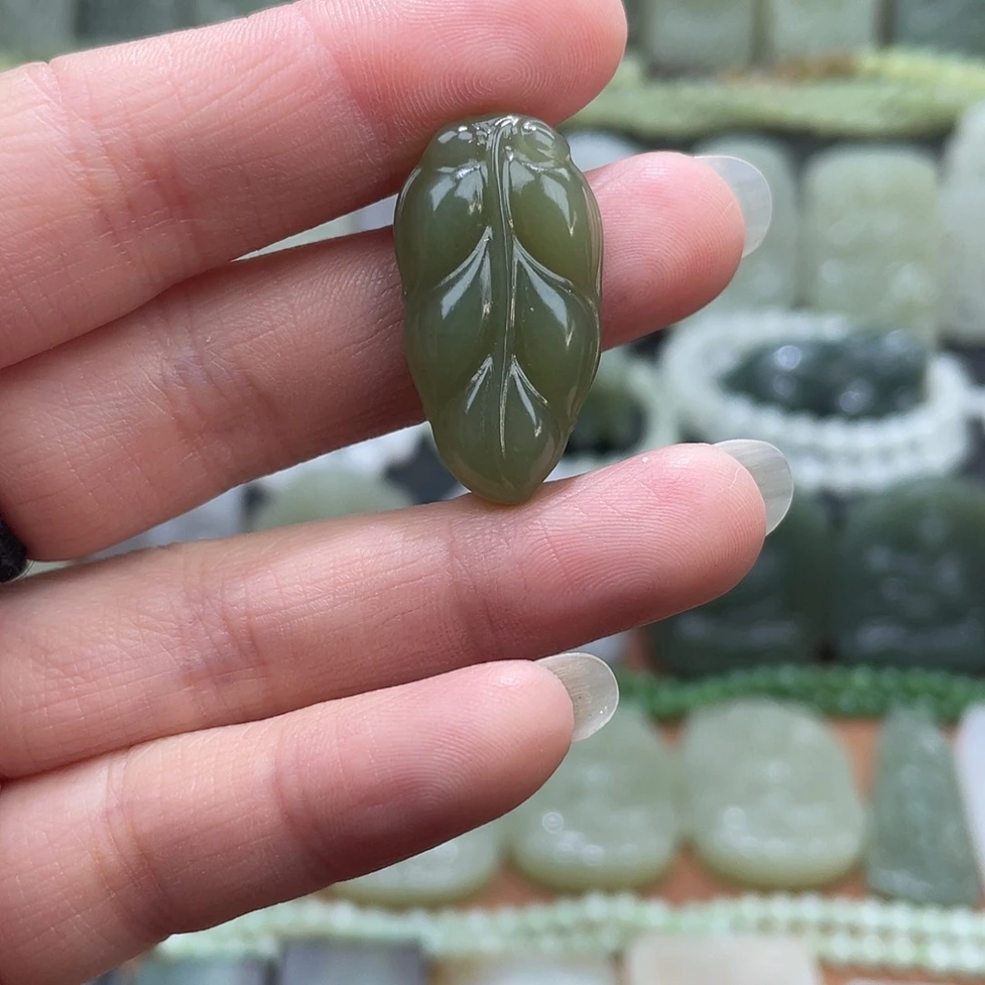 和田玉未镶嵌吊坠(不含链)