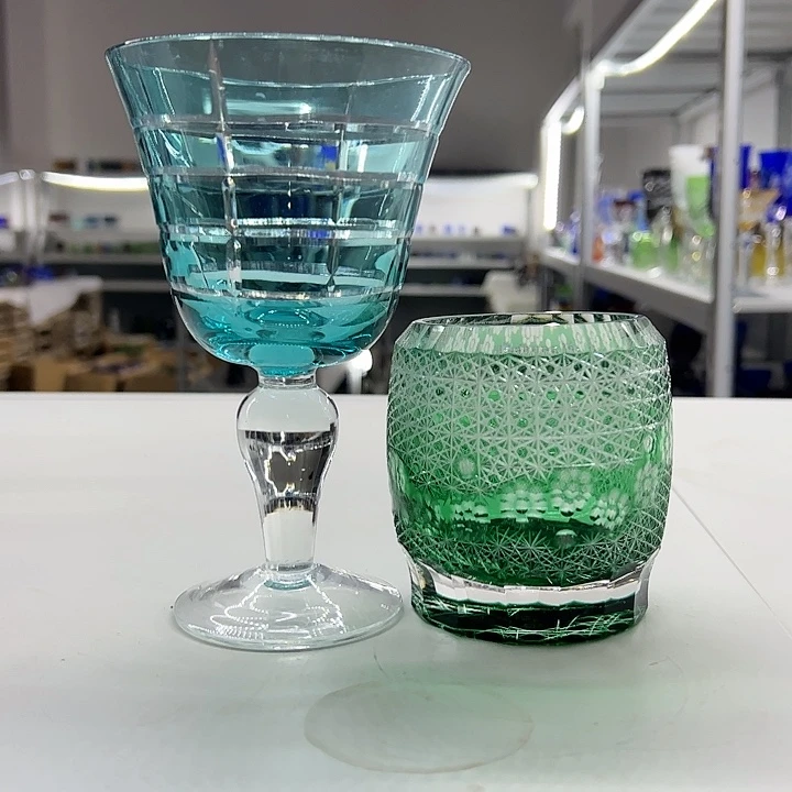 T***r水晶玻璃手柄款微瑕两个