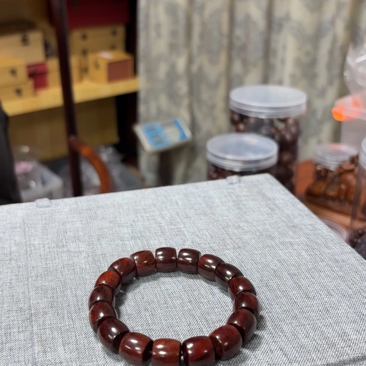 小叶紫檀手串手串