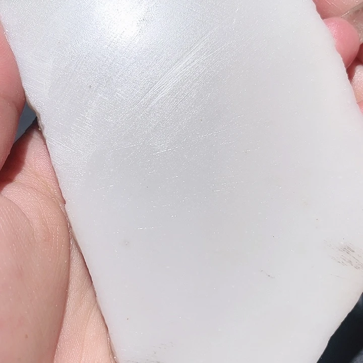 和田玉（糖玉）未镶嵌珠宝奇石