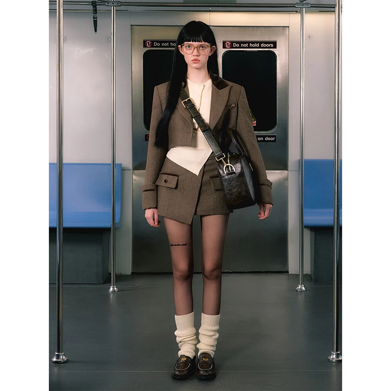 【秋冬专属】原创设计人字纹西装+不规则半裙