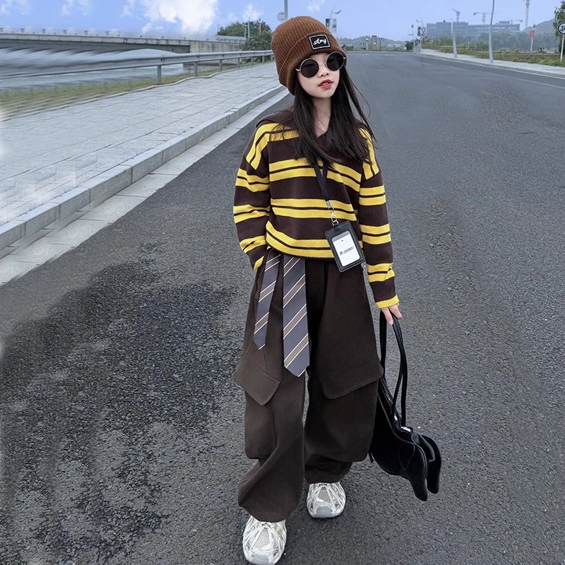 女童秋装套装2025新款洋气儿童翻领毛衣弯刀工装裤两件套早秋穿搭