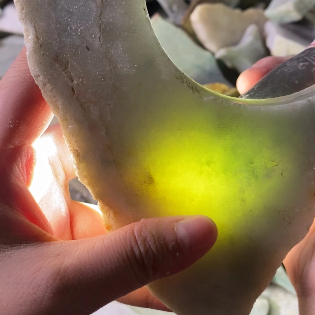颈饰未镶嵌翡翠天然翡翠