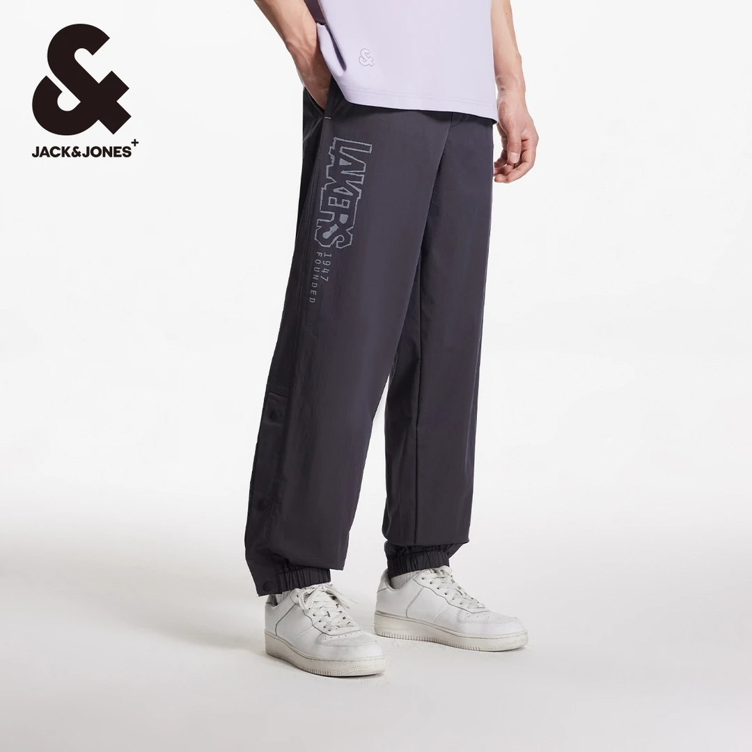 杰克琼斯秋季NBA联名logo刺绣潮运动舒适百搭简约长裤休闲裤男装