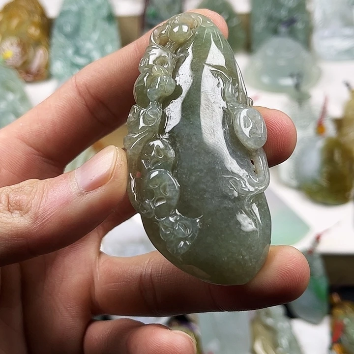 定制翡翠未镶嵌翡翠