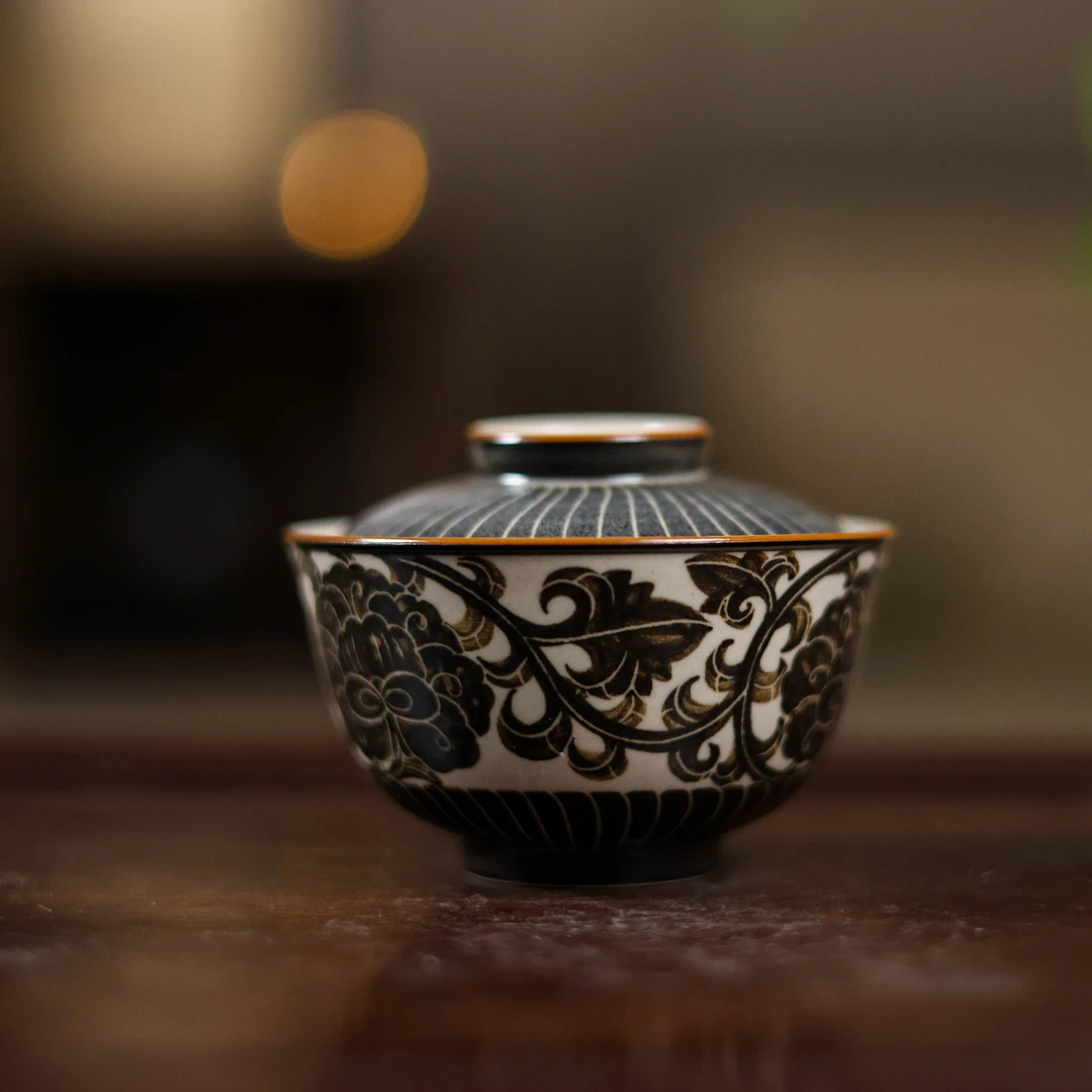 【小田甄陶】褐彩缠枝牡丹-拙溪-盖碗-小-120ml（ZX-0236）