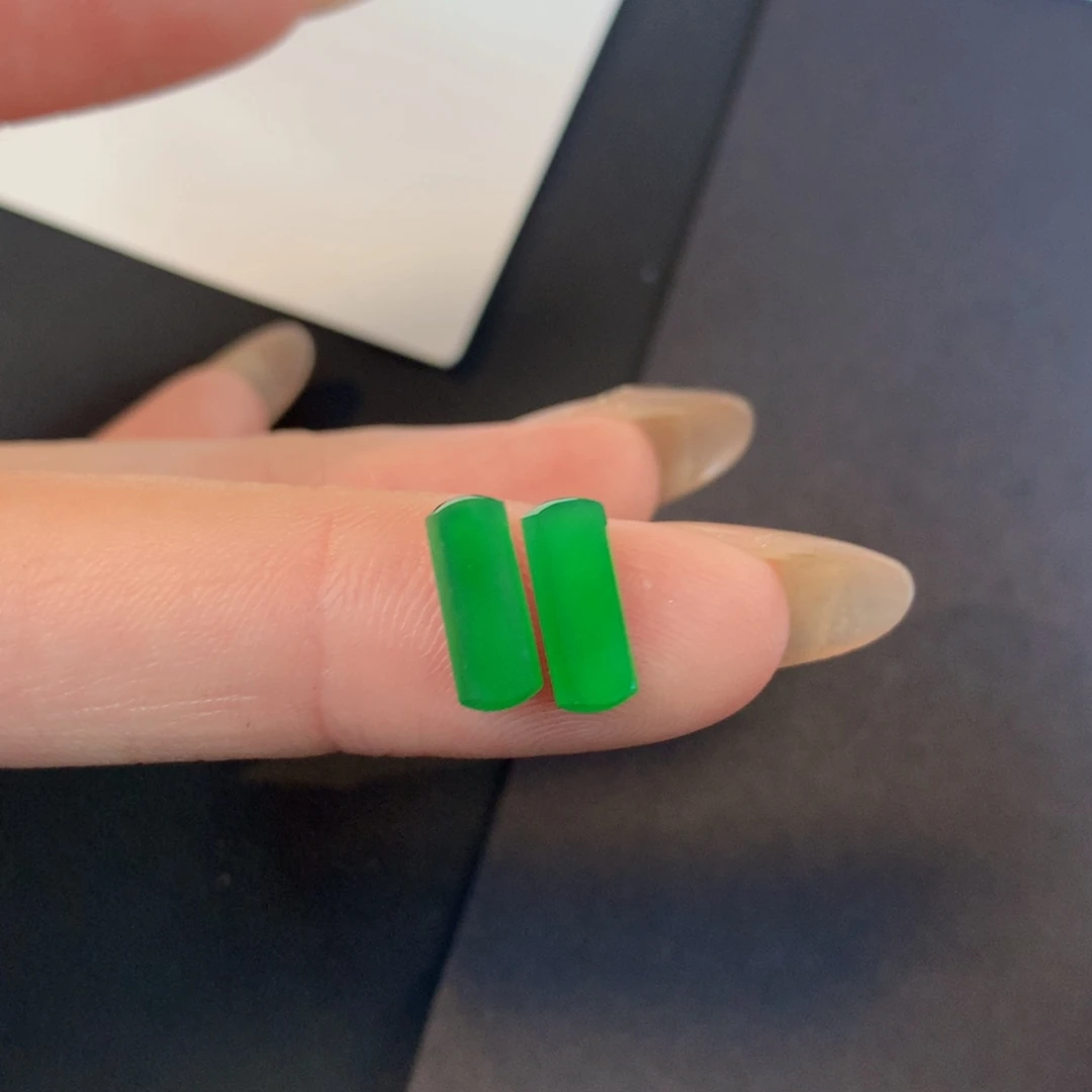 翡翠散珠10.9/3.96/1.9翡翠翡翠