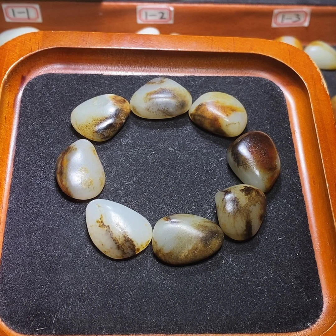 和田玉未镶嵌手链