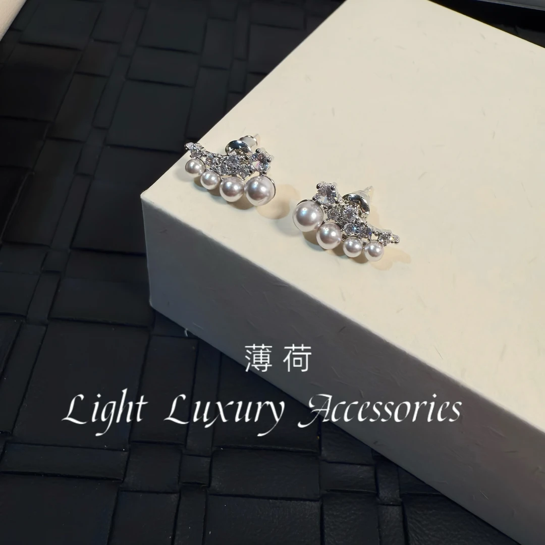 铜合金合成锆石耳饰 【17】微笑耳排