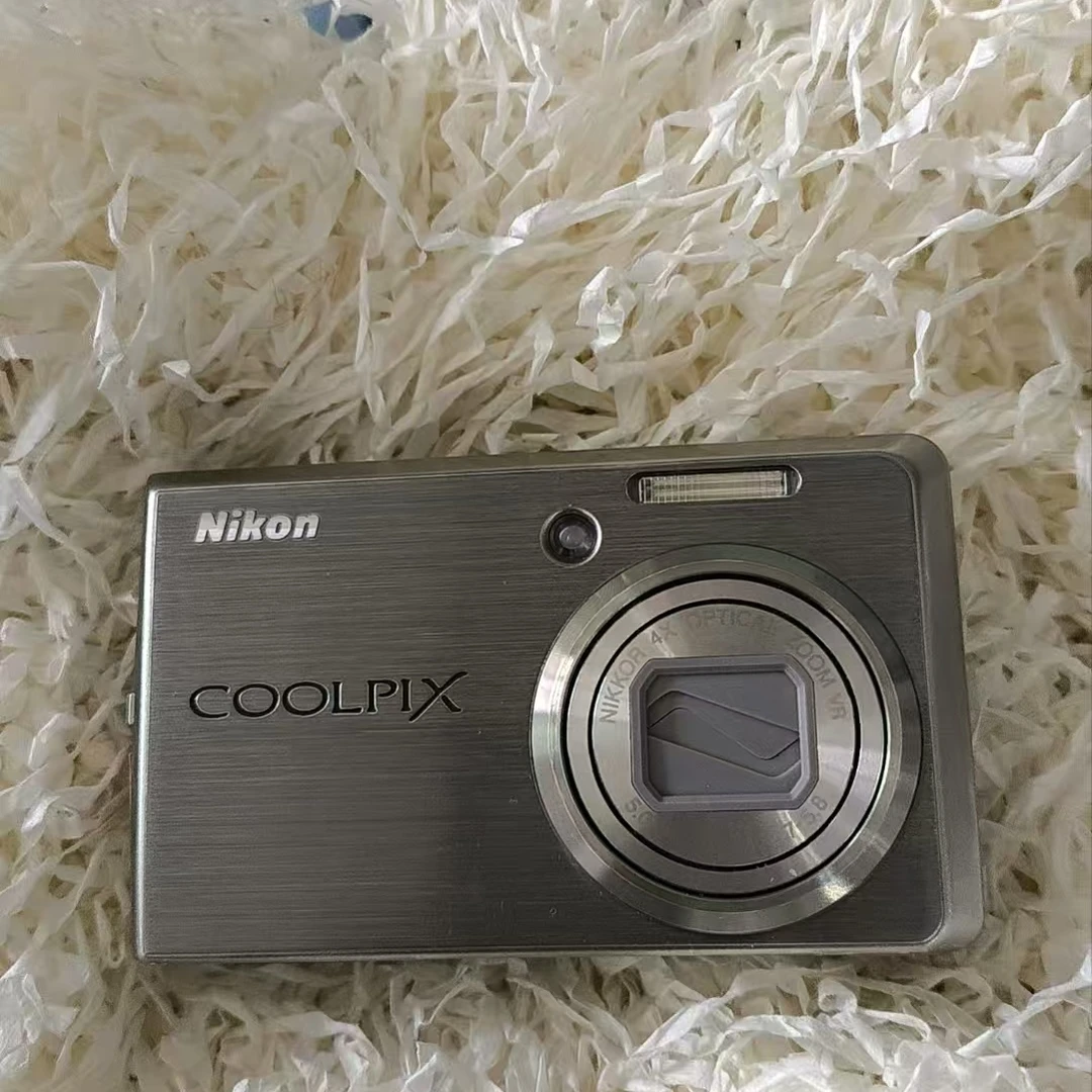 99新 Nikon/尼康 尼康S600银色1000W像素4倍变焦
