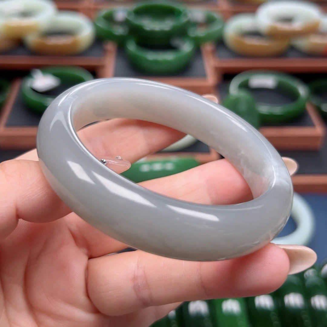未镶嵌手镯和田玉5859圈口