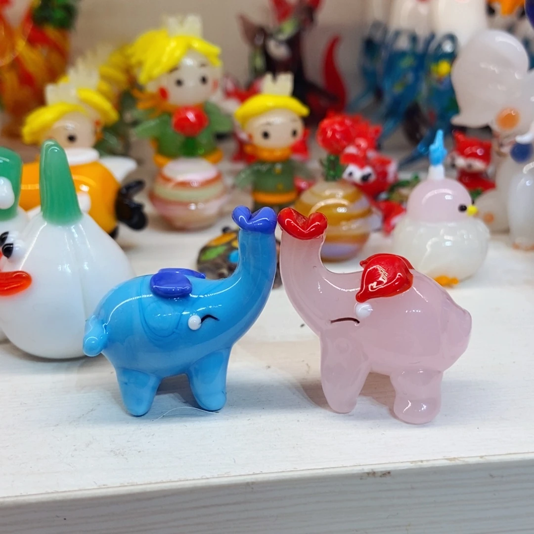 琉璃手工艺品对象