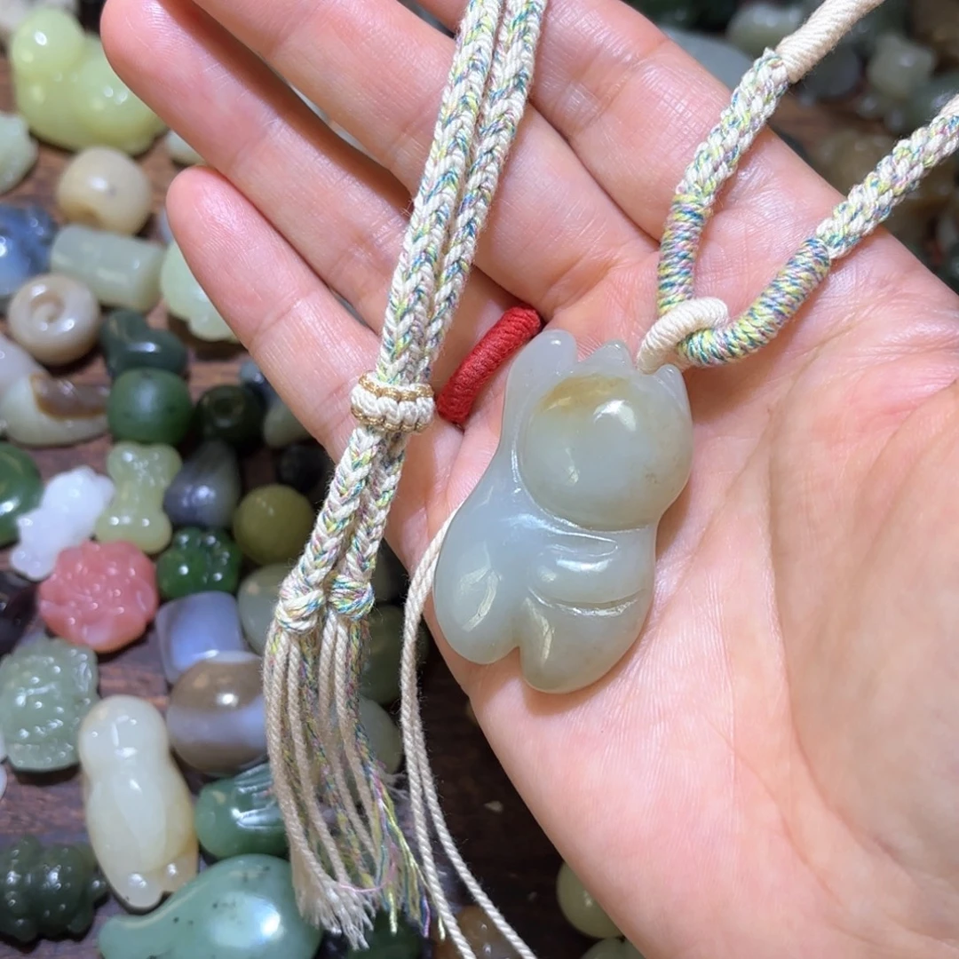 和田玉未镶嵌珠宝半成品