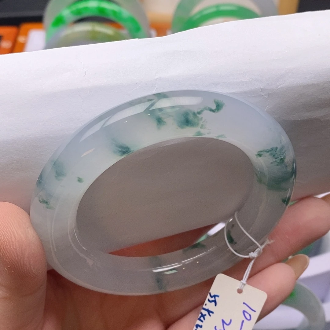 翡翠未镶嵌手镯55