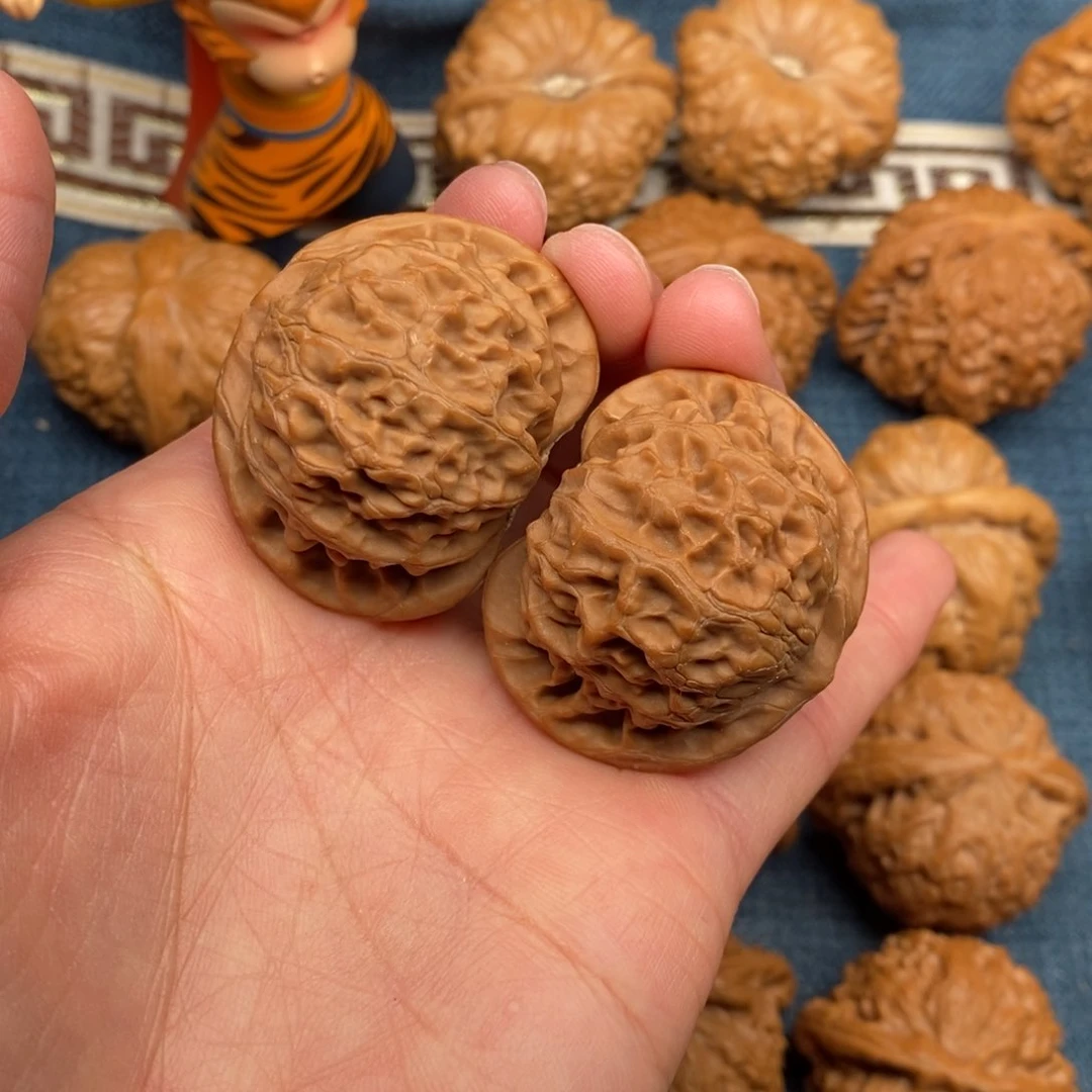 文玩核桃把件D***。41宫灯全品