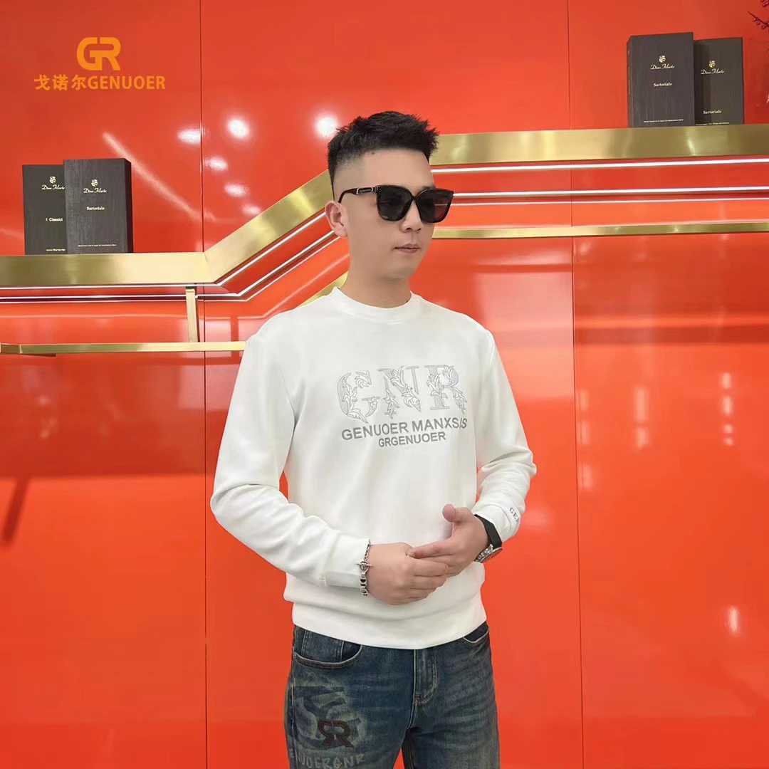 男士秋冬新款圆领长袖卫衣时尚刺绣加绒百搭休闲潮流上衣45228