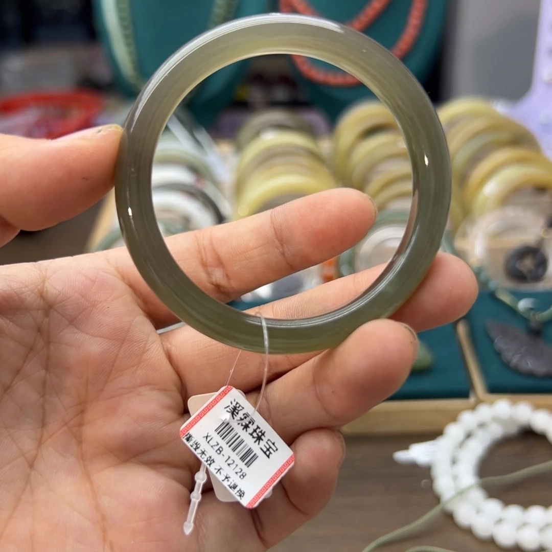 和田玉手镯未镶嵌51.7圈围284