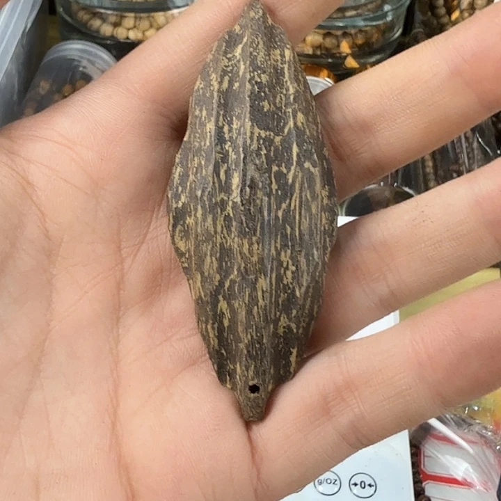 大叶紫檀（黑酸枝木类）