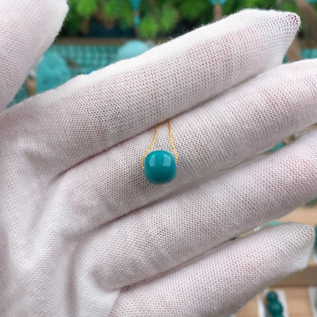 绿松石配饰未镶嵌8*7.5