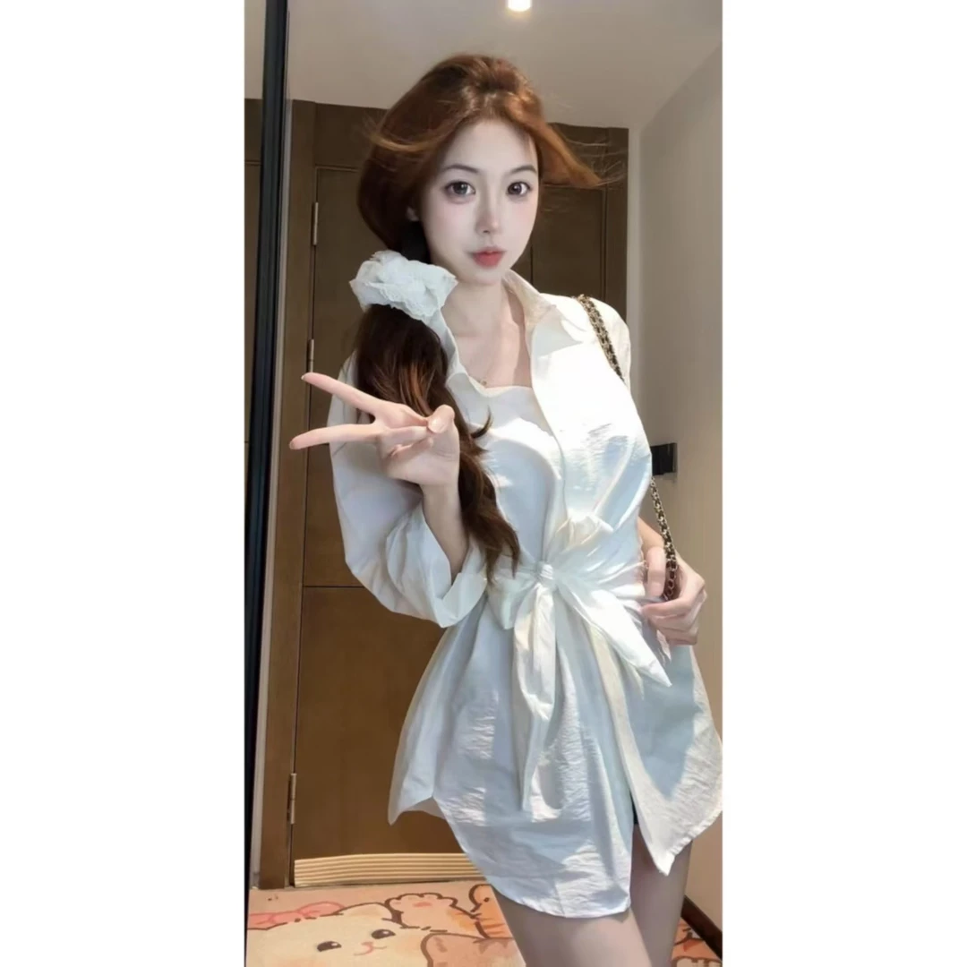 【XIAOBAWANG】港风复古白色长袖衬衫女辣妹系带收腰衬衣短裤套装W
