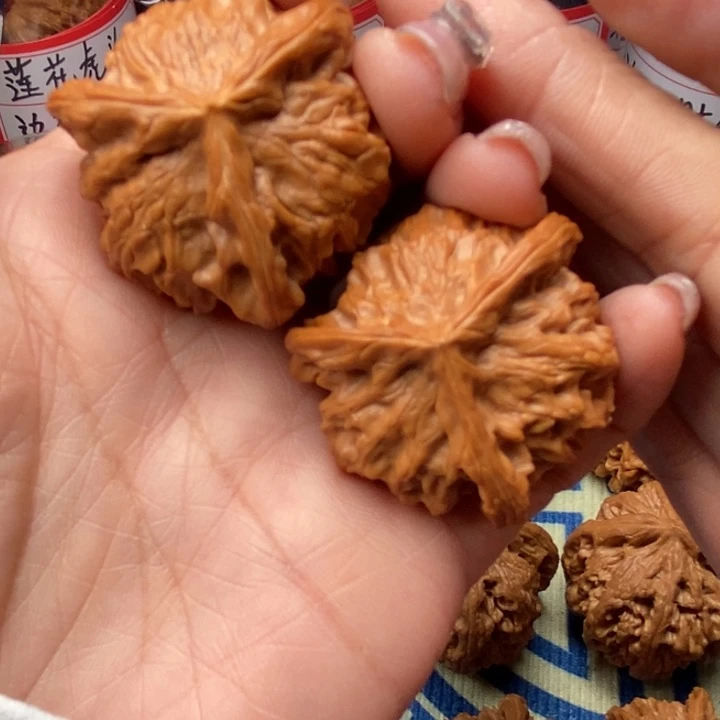 吊坠桃核三棱38核桃