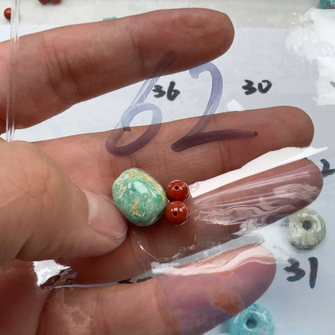 南红玛瑙未镶嵌珠宝奇石