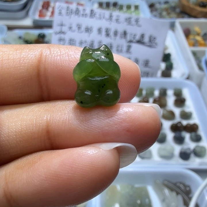 和田玉未镶嵌珠宝奇石