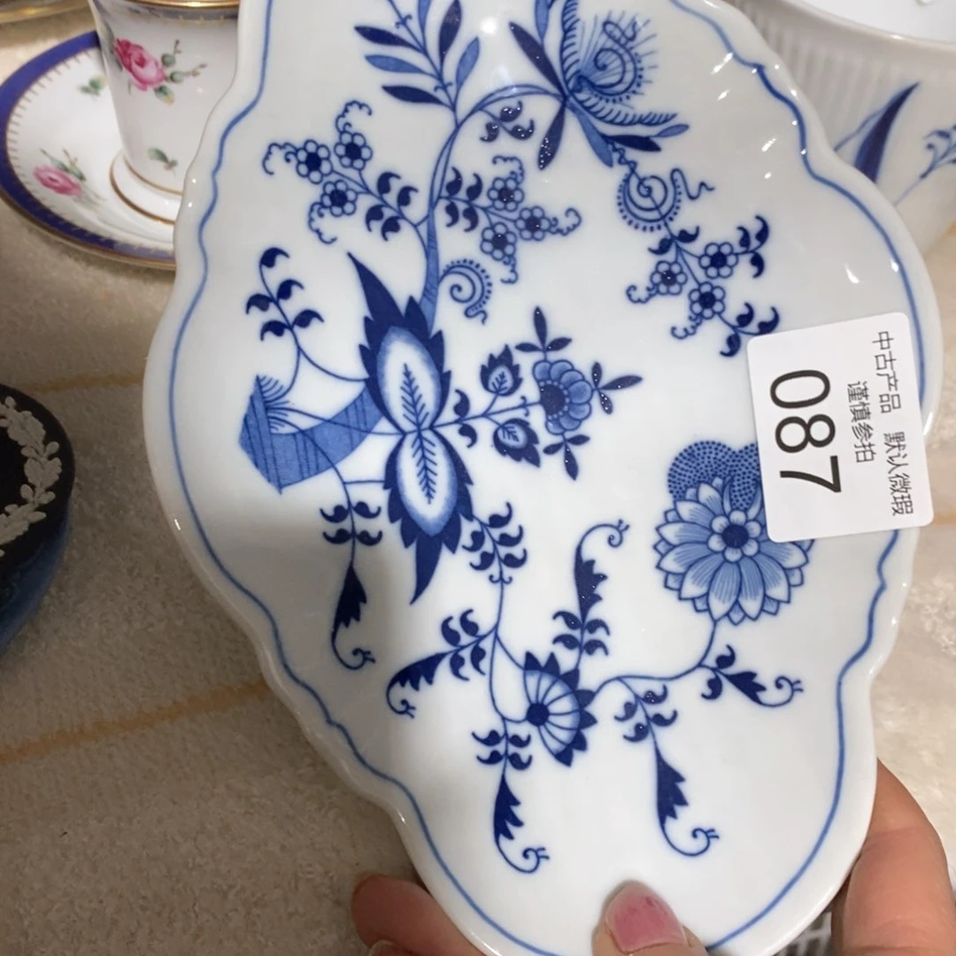 瓷器哈哈哈哈哈哈哈y****6