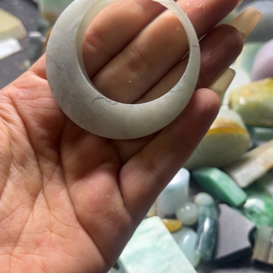 定制翡翠未镶嵌老***人翡翠料子直发