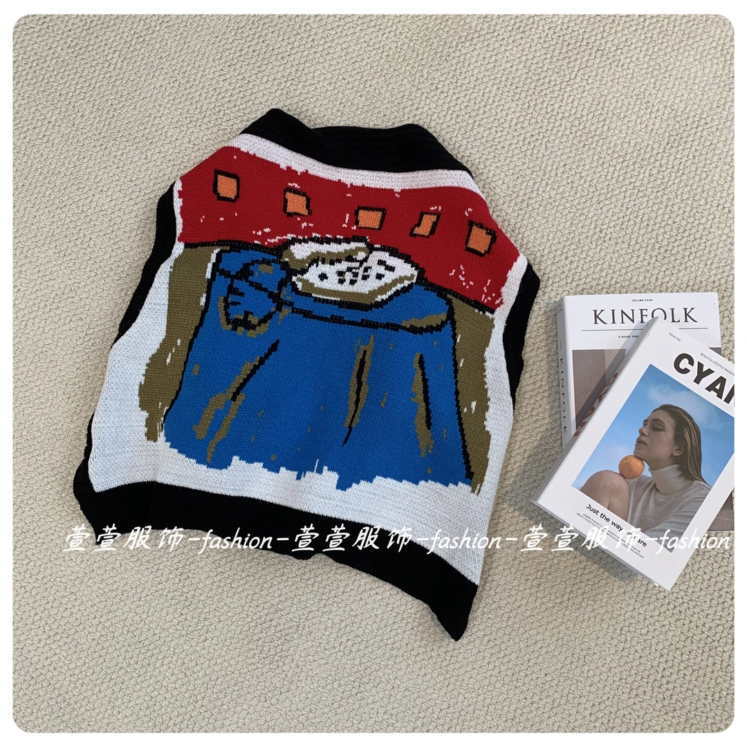 【萱萱服饰】PJ01春季新款设计感小众卡通马甲女宽松无袖外披披肩