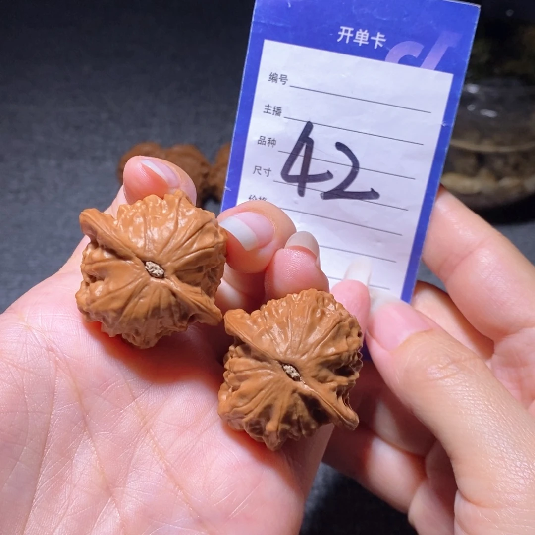 文玩核桃把件瓷娃娃全品35左右无运费险偏远不包邮