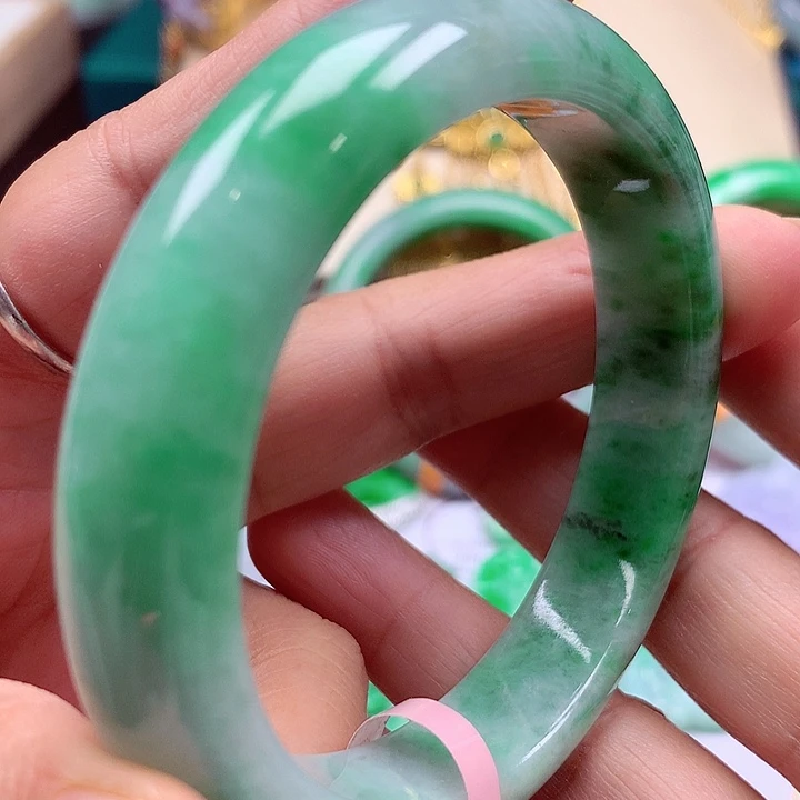 未镶嵌手镯翡翠翡翠