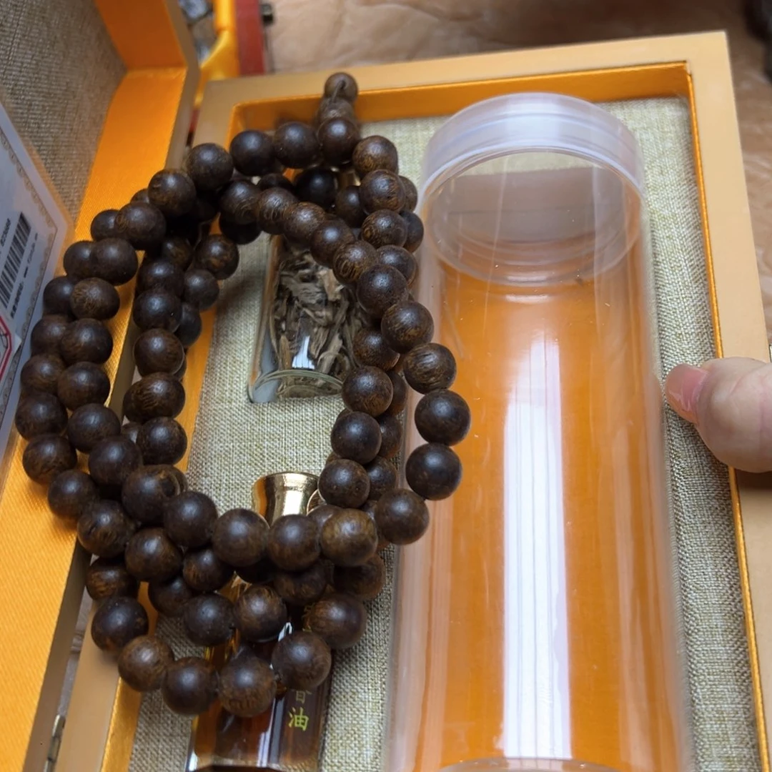 大叶紫檀（黑酸枝木类）