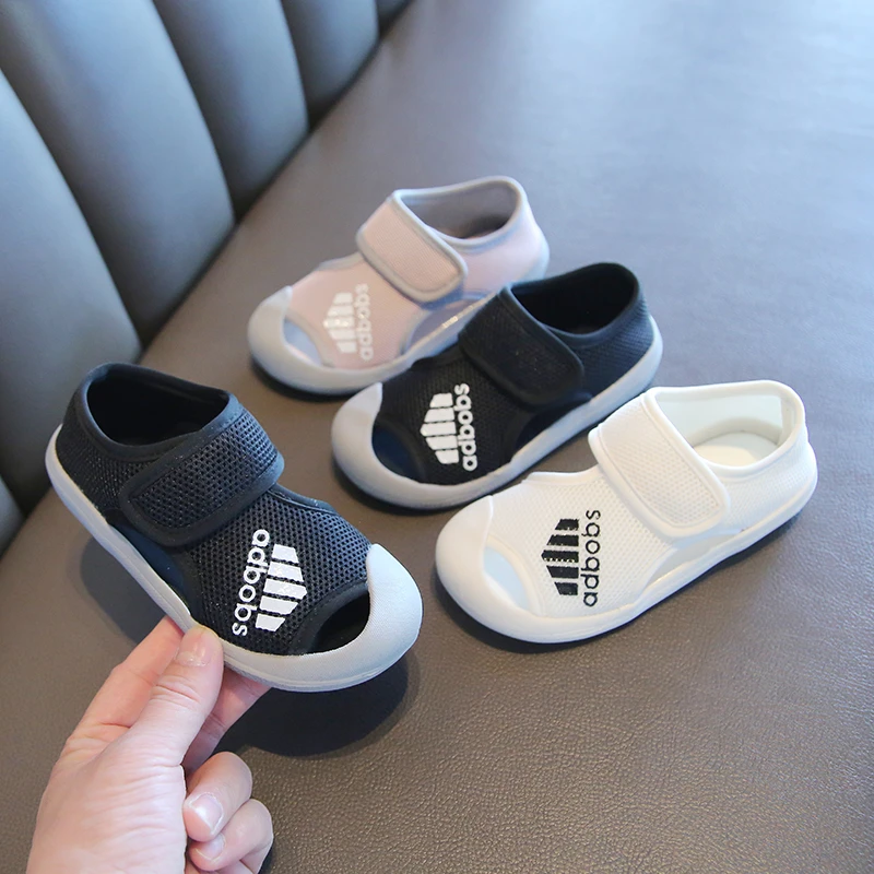2025夏季新款儿童网布包头凉鞋男童魔术贴运动凉鞋女童软底沙滩鞋