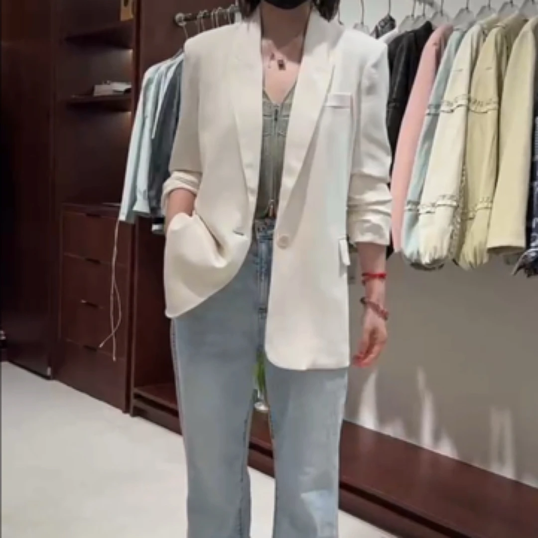 美美推荐015新款一粒扣薄款小西装韩版褶皱七分袖西服