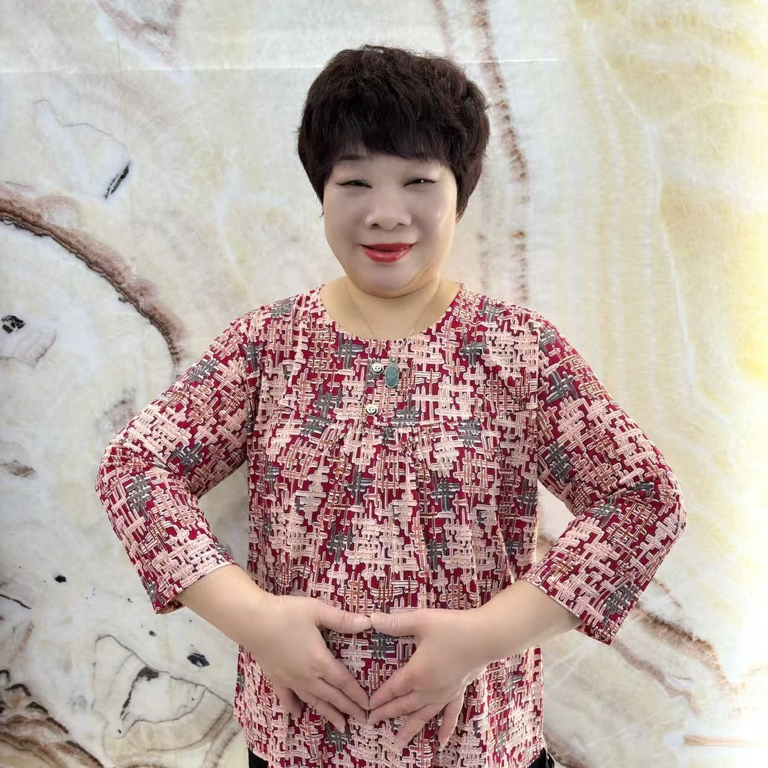 【大码】2025新款中老年气质妈妈装加肥加大200斤中袖套头衫