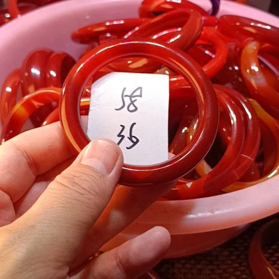 玛瑙/玉髓未镶嵌手镯