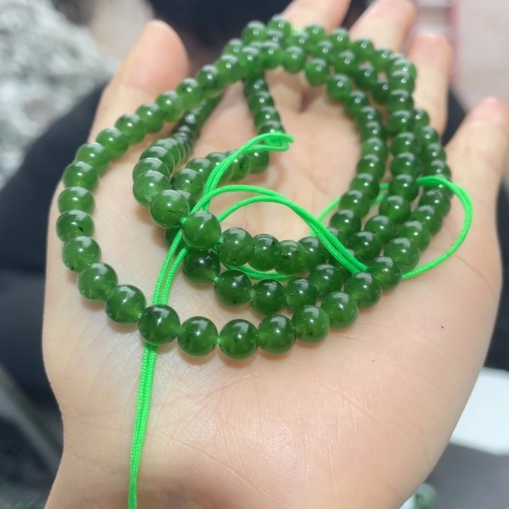 和田玉未镶嵌颈饰辣绿色妈妈链