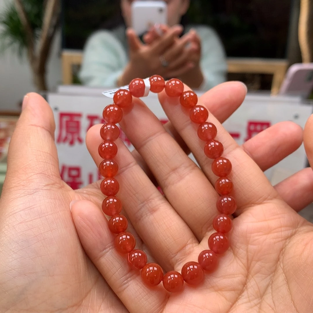 南红玛瑙南红7mm冰红手串未镶嵌画*