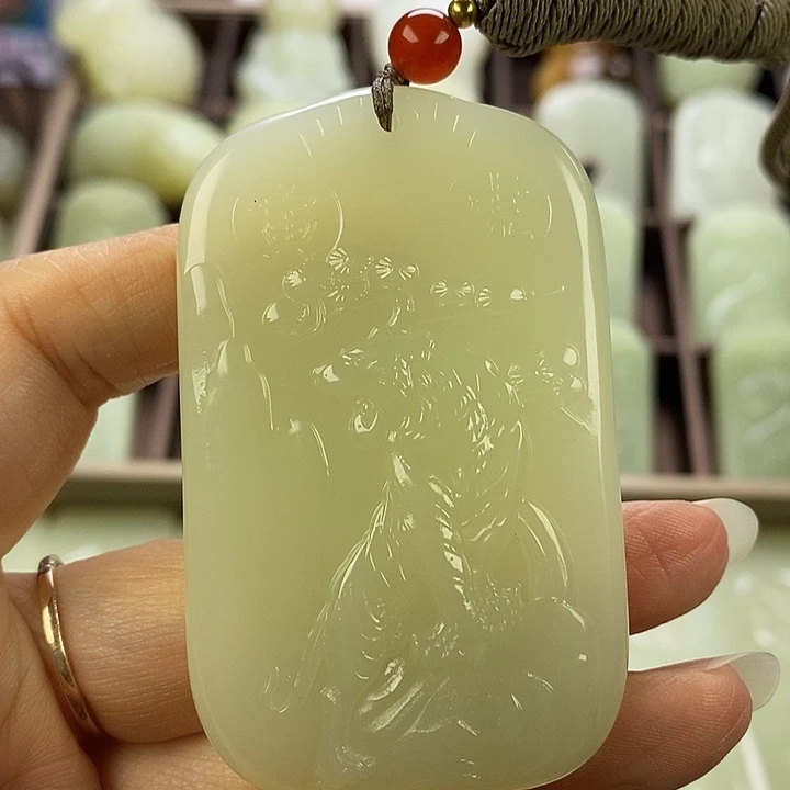 昆仑石双面虎守护牌