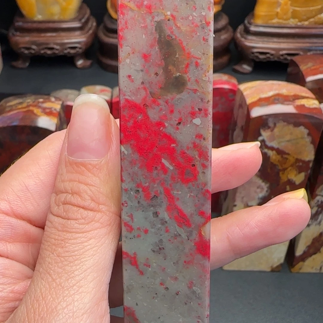 昌化石昌化鸡血石