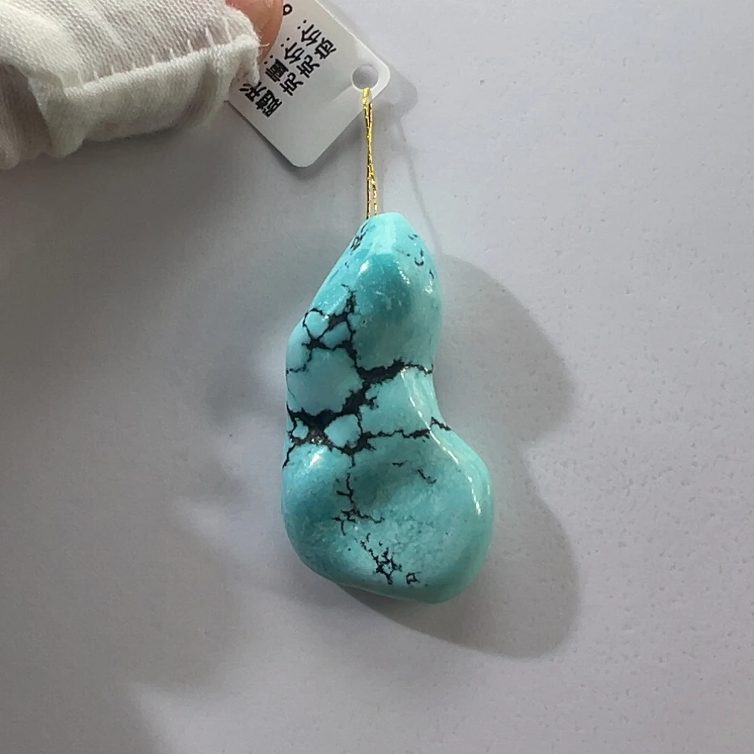 绿松石未镶嵌挂件
