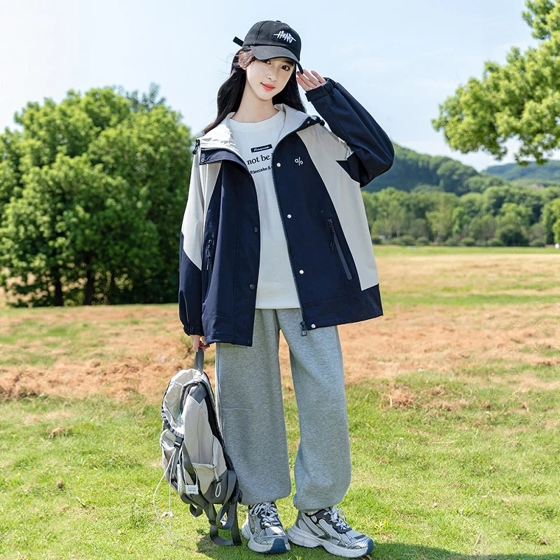 女童外套春秋款2025新款中大童秋季时尚时髦百搭拼色连帽冲锋衣潮