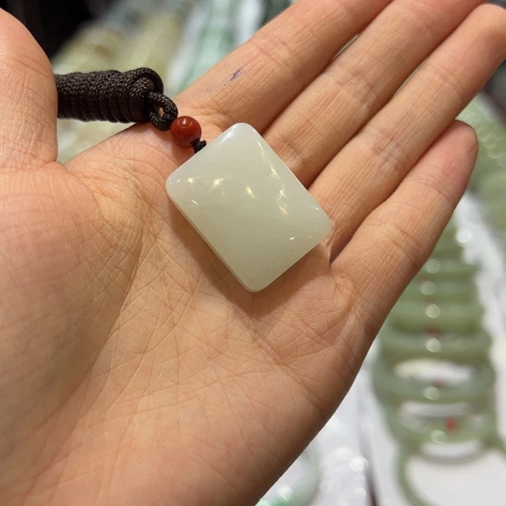 和田玉未镶嵌挂件和田玉