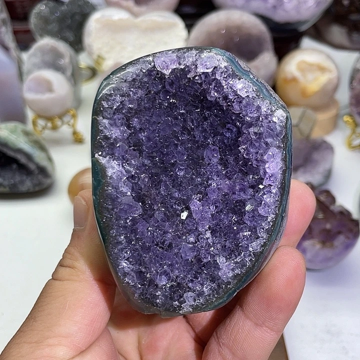 水晶未镶嵌大型摆件（非配饰）