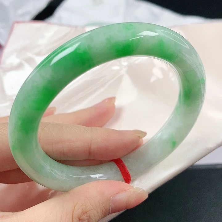 未镶嵌手镯翡翠，913