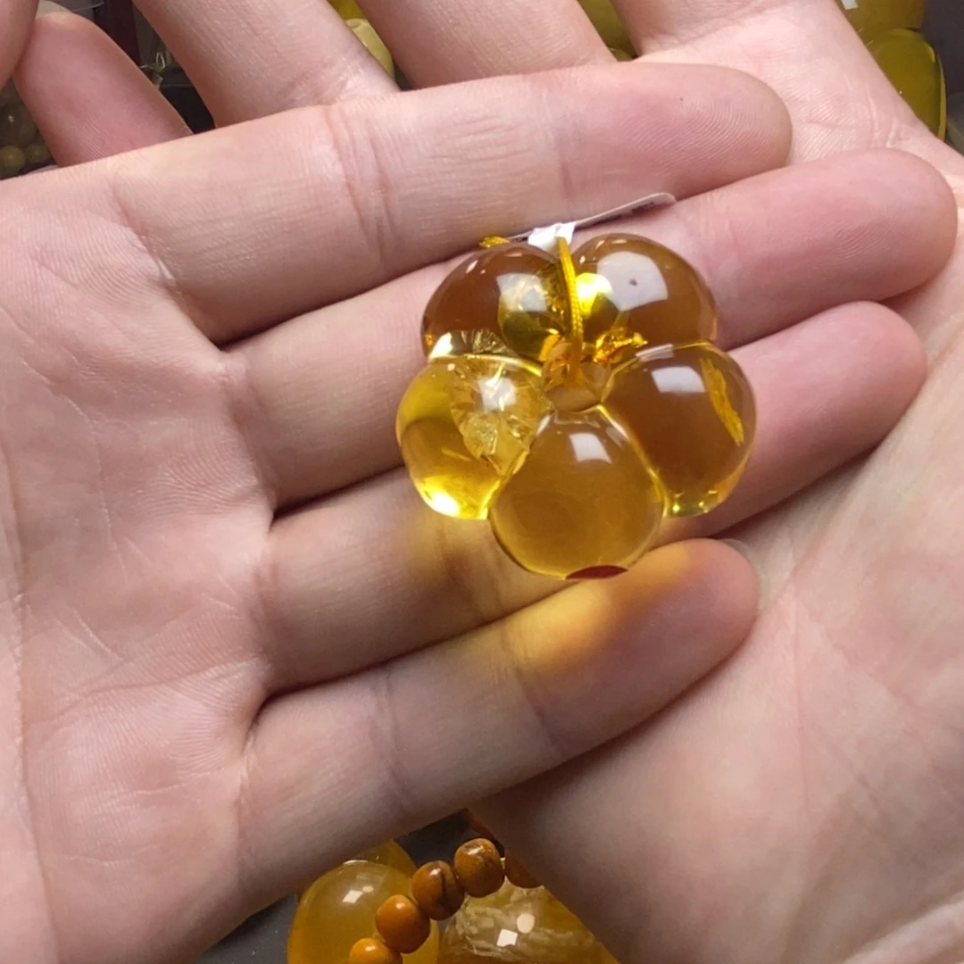 琥珀未镶嵌裸石蜜蜡