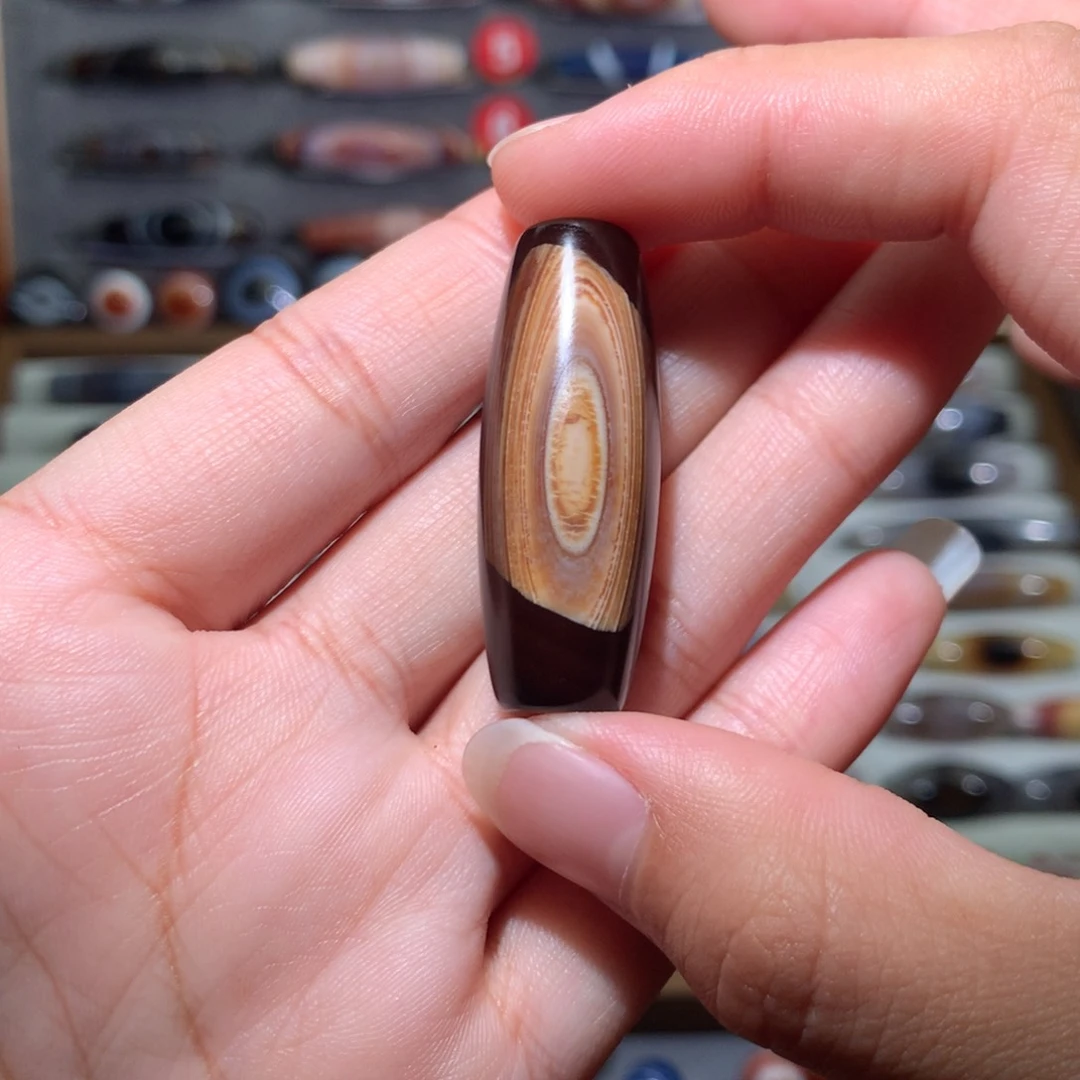 玛瑙/玉髓颈饰未镶嵌电*?