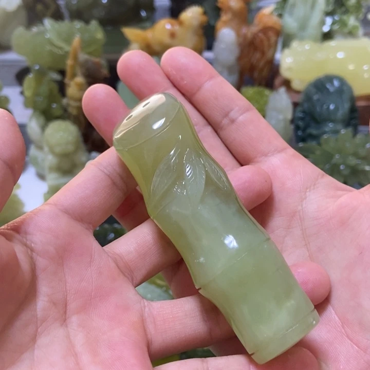 【闪购商品】未镶嵌蛇纹石玉把件