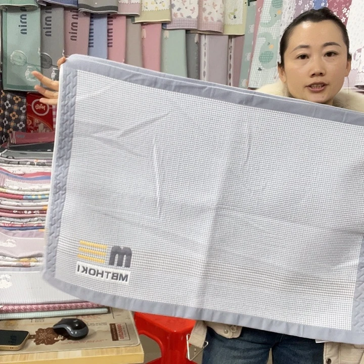 棉特价促销灰色字母